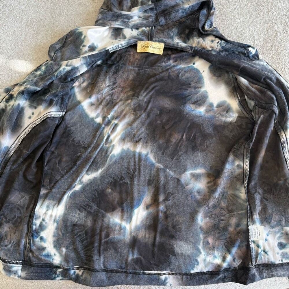 Kristin Crenshaw Black and White Tie Dye Lightweight Zip Up Hoodie - Picture 5 of 11